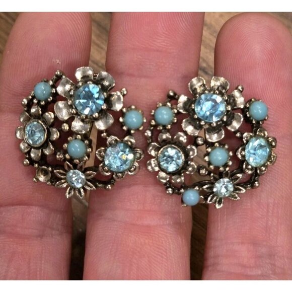 Lisner Jewelry - Vtg Lisner Earrings Signed Screw Back Blue Rhinestone Faux Pearl As Is